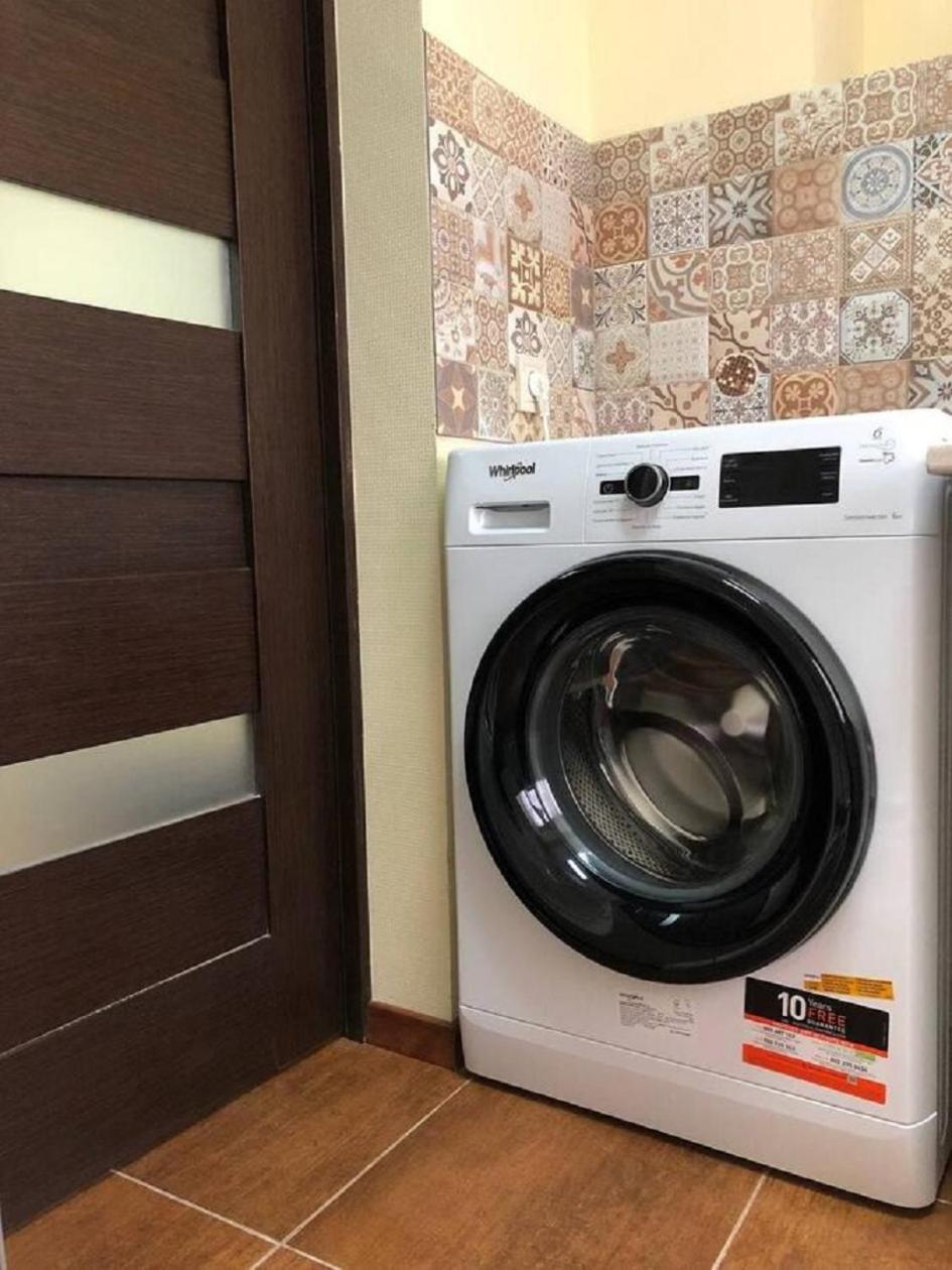 Хостел Lime Dnipro Exteriör bild